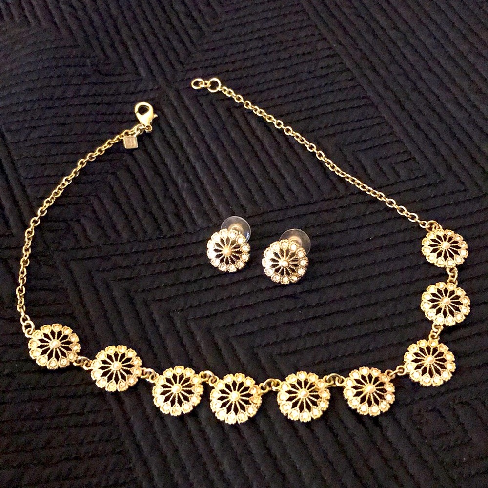 Banana Republic gold necklace and earrings